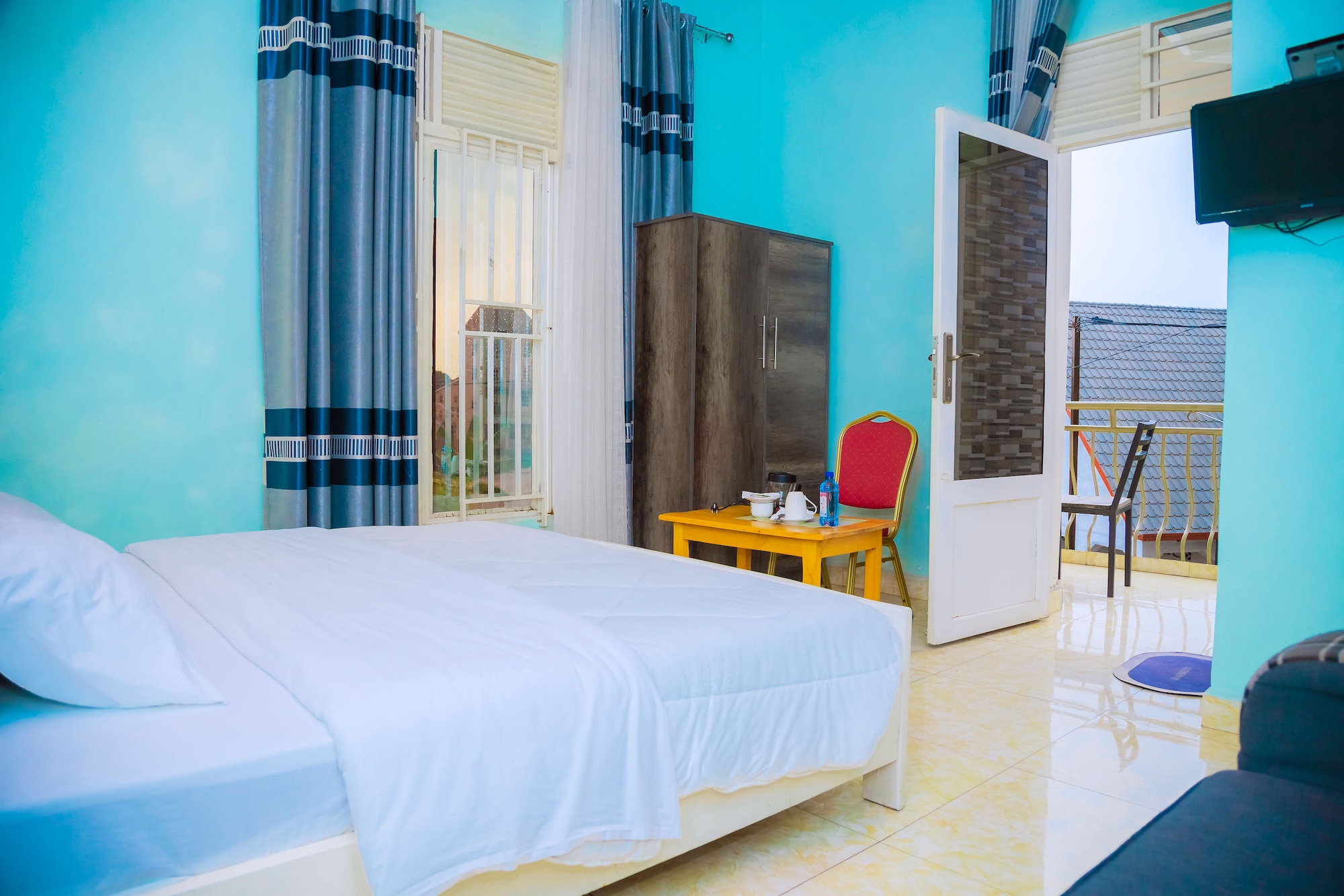 Single Standard Room - Thumbnail 3