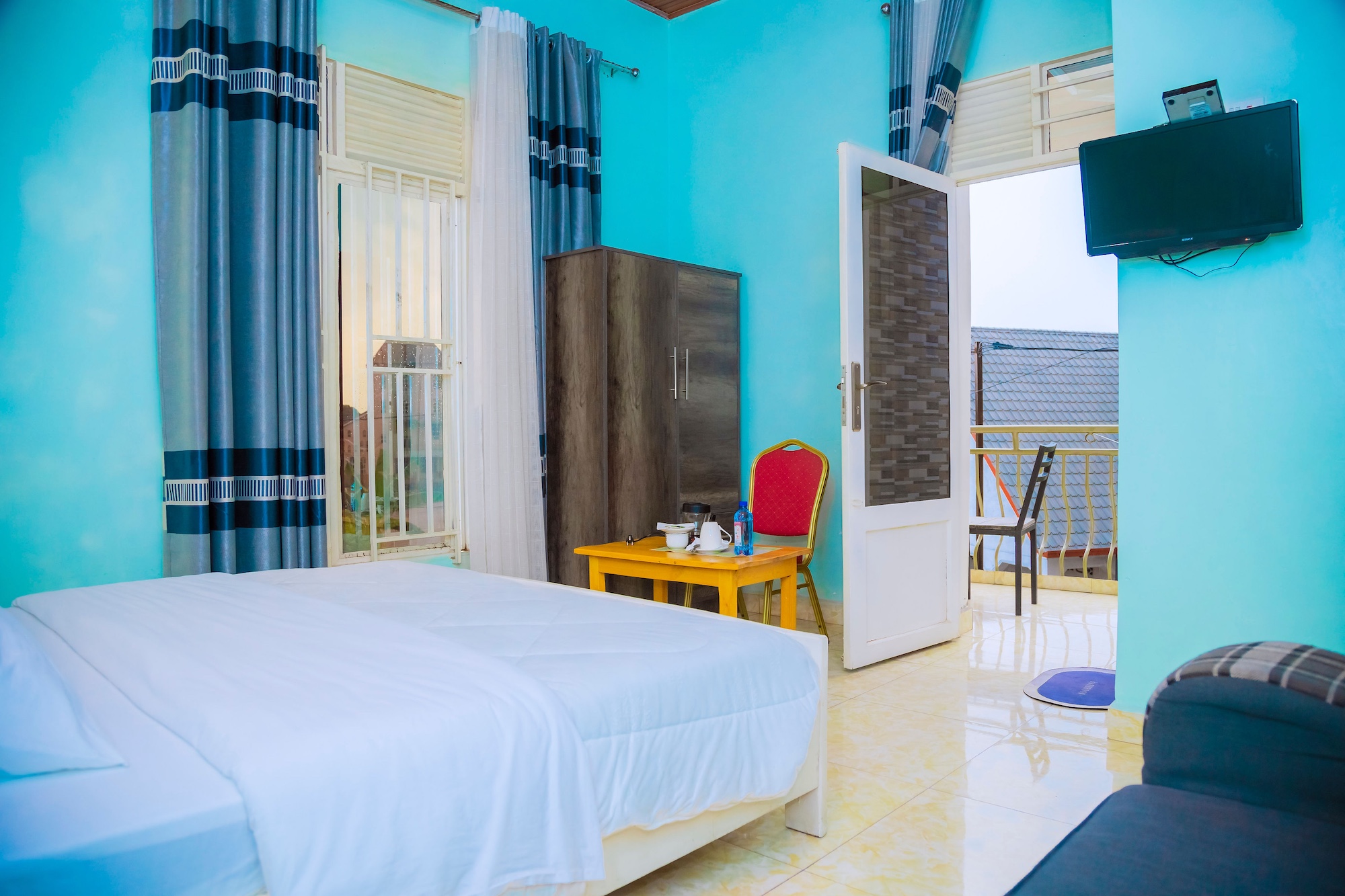 Single Standard Room - Thumbnail 2